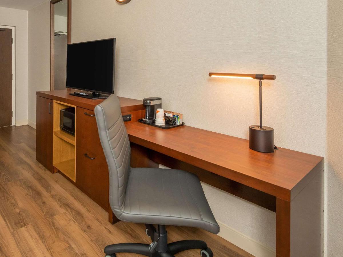 Comfort Inn West Ottawa Dış mekan fotoğraf