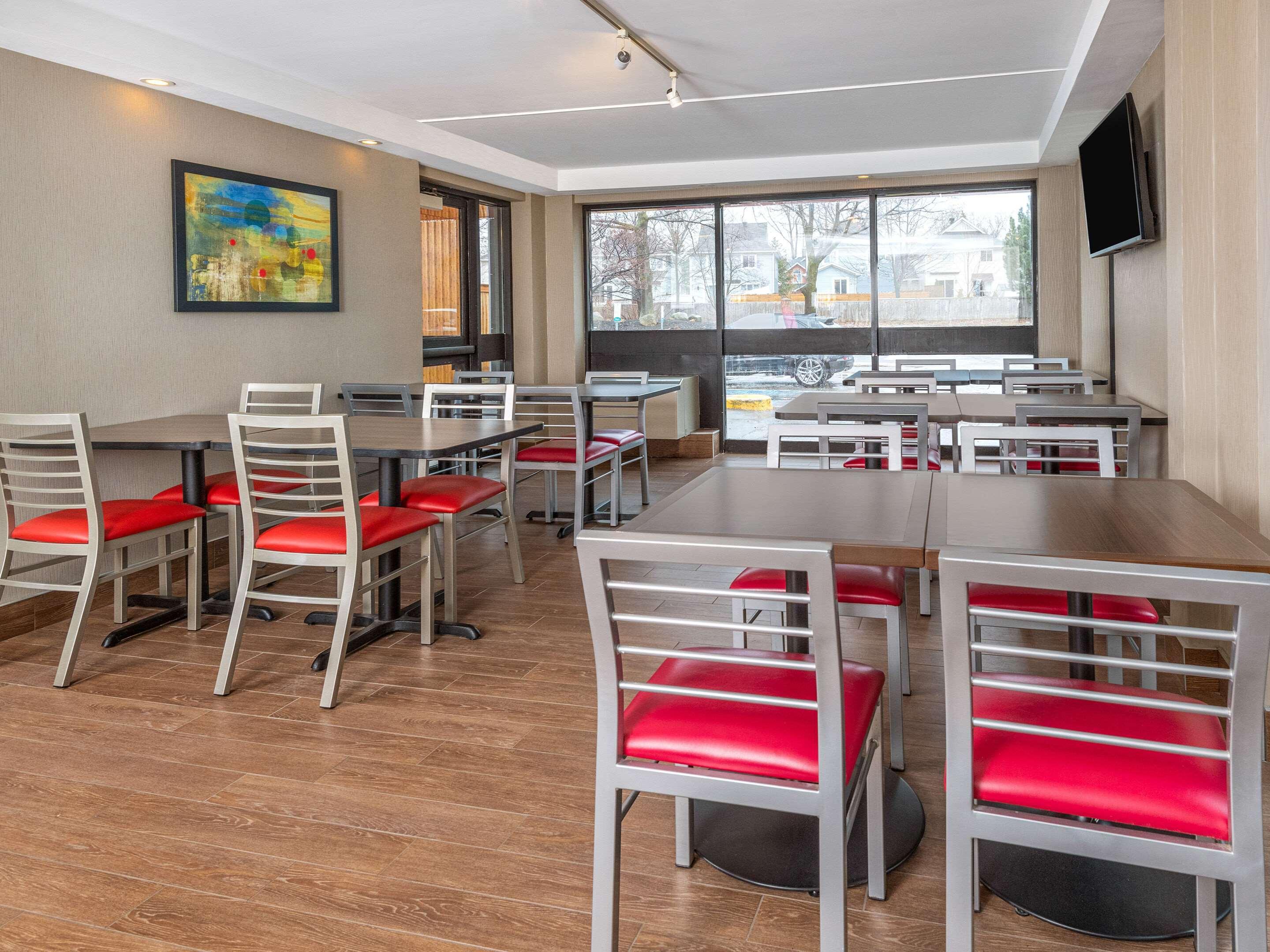 Comfort Inn West Ottawa Dış mekan fotoğraf