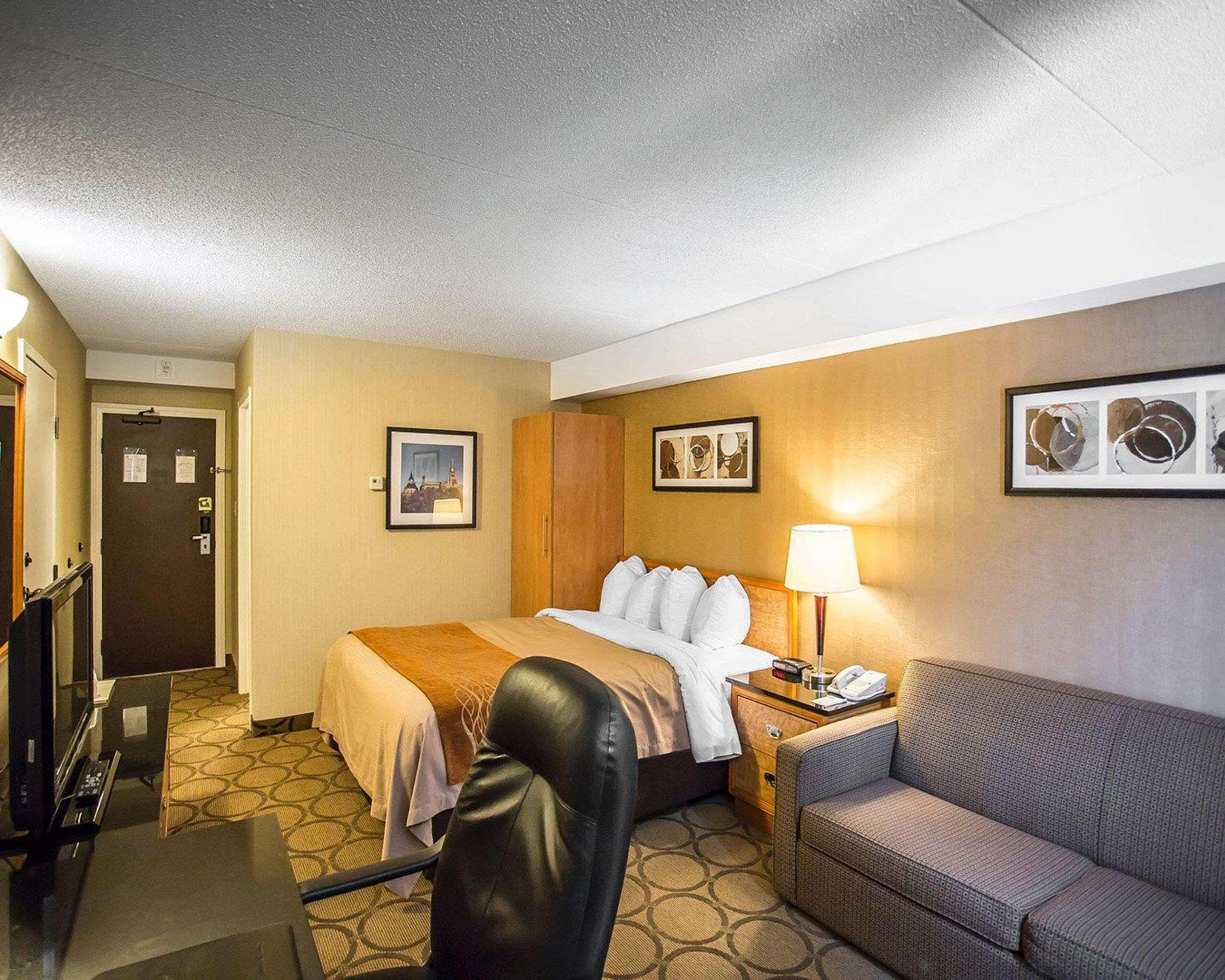 Comfort Inn West Ottawa Dış mekan fotoğraf