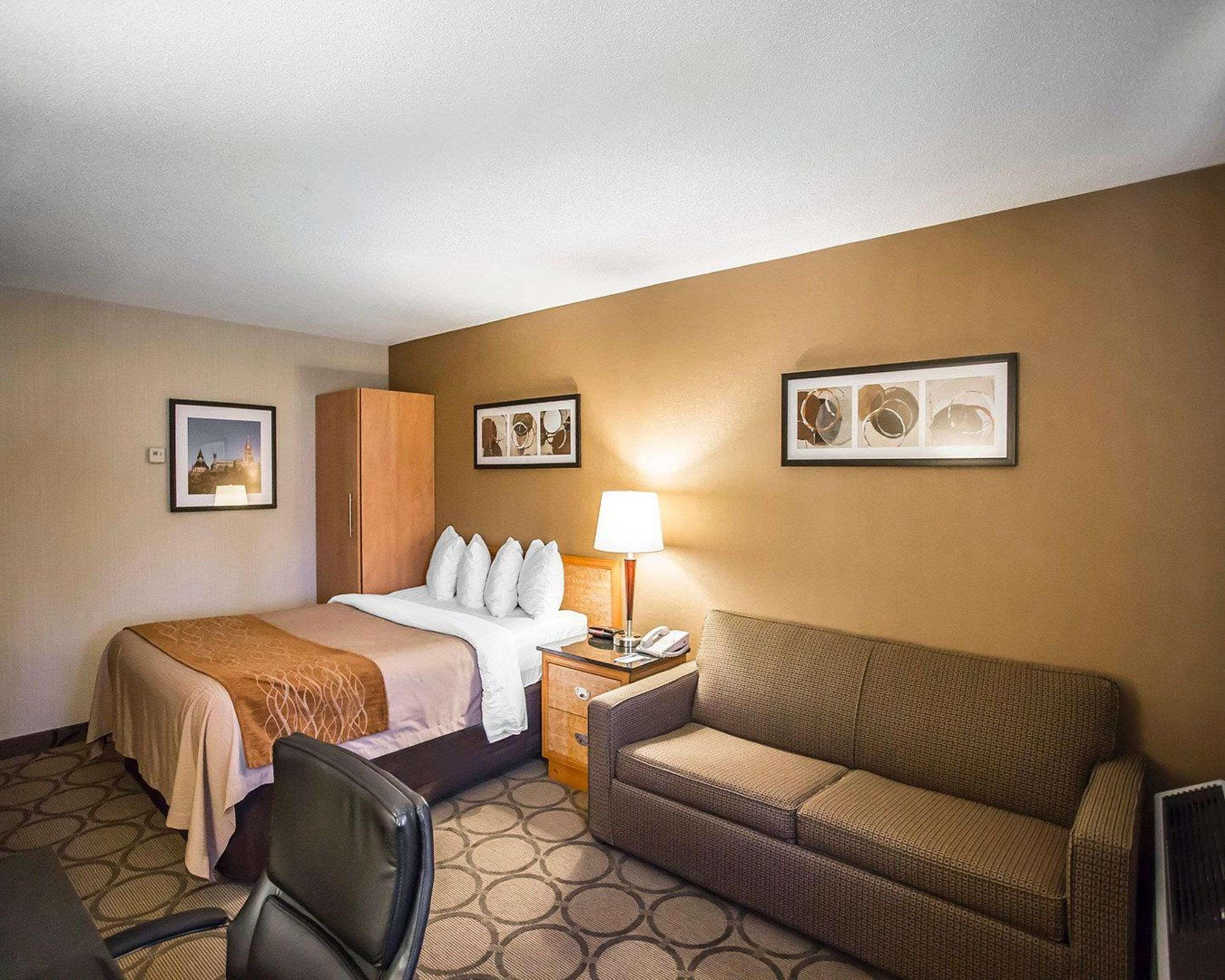 Comfort Inn West Ottawa Dış mekan fotoğraf